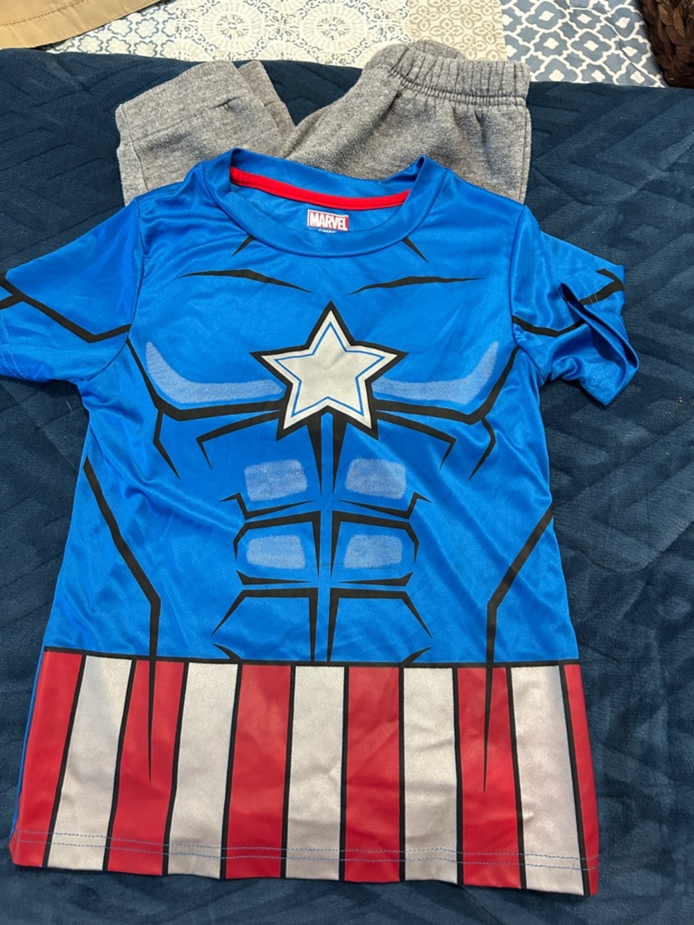Marvel Captain America Muscle Chest Tee & Sweatpants combo